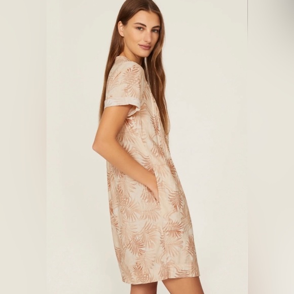 Faherty Gemina Dress in Peach Palms Pattern; Size XS - Picture 6 of 10